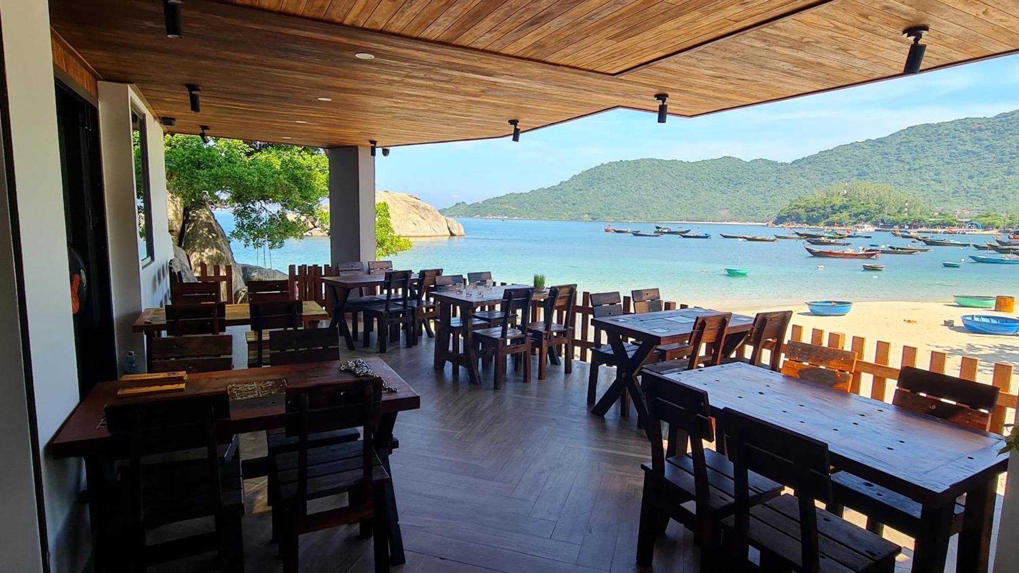 The Coral Homestay & Pub Tan Hiep  Luaran gambar