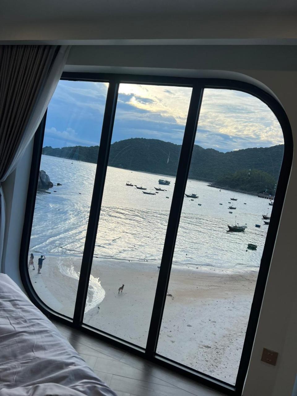 The Coral Homestay & Pub Tan Hiep  Luaran gambar
