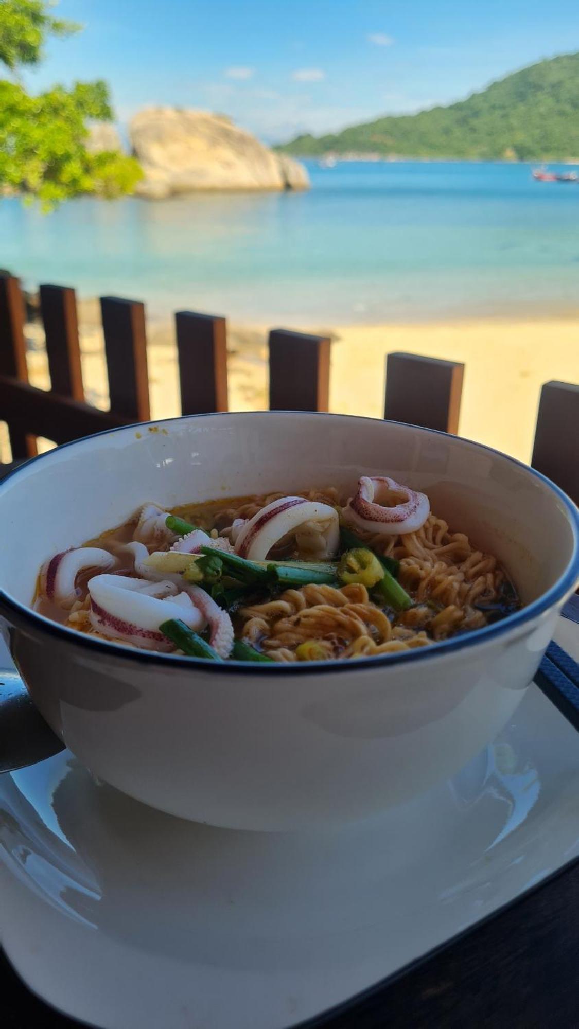 The Coral Homestay & Pub Tan Hiep  Luaran gambar