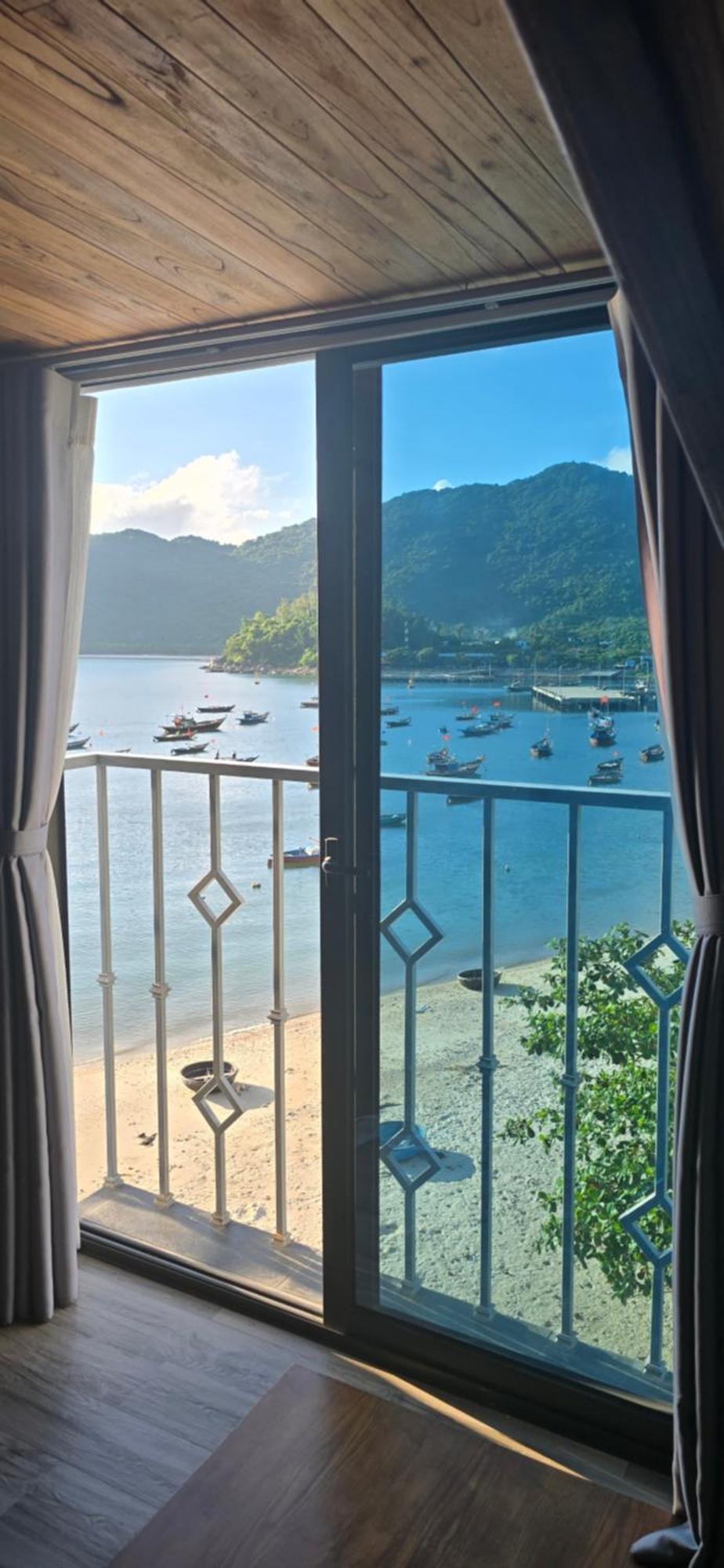 The Coral Homestay & Pub Tan Hiep  Luaran gambar